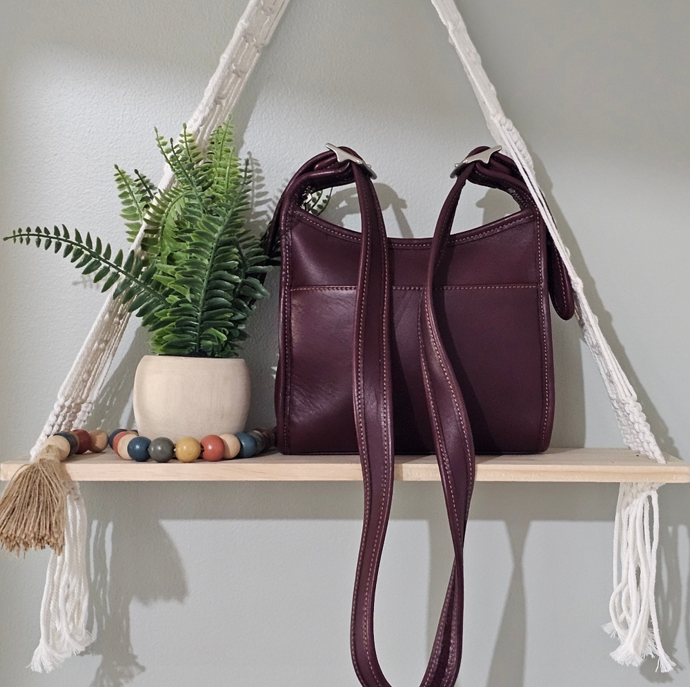 Sold!! Vintage Coach Legacy Small Zip Crossbody Shoulder Bag 9997 (Currant) - Picture 5 of 14